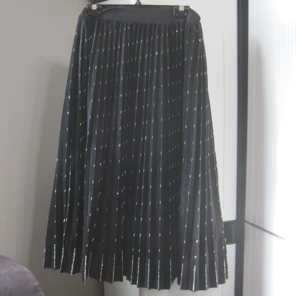 Ankle-Length Black Velvet Pleated Skirt with Rhinestones - Picture 1 of 7